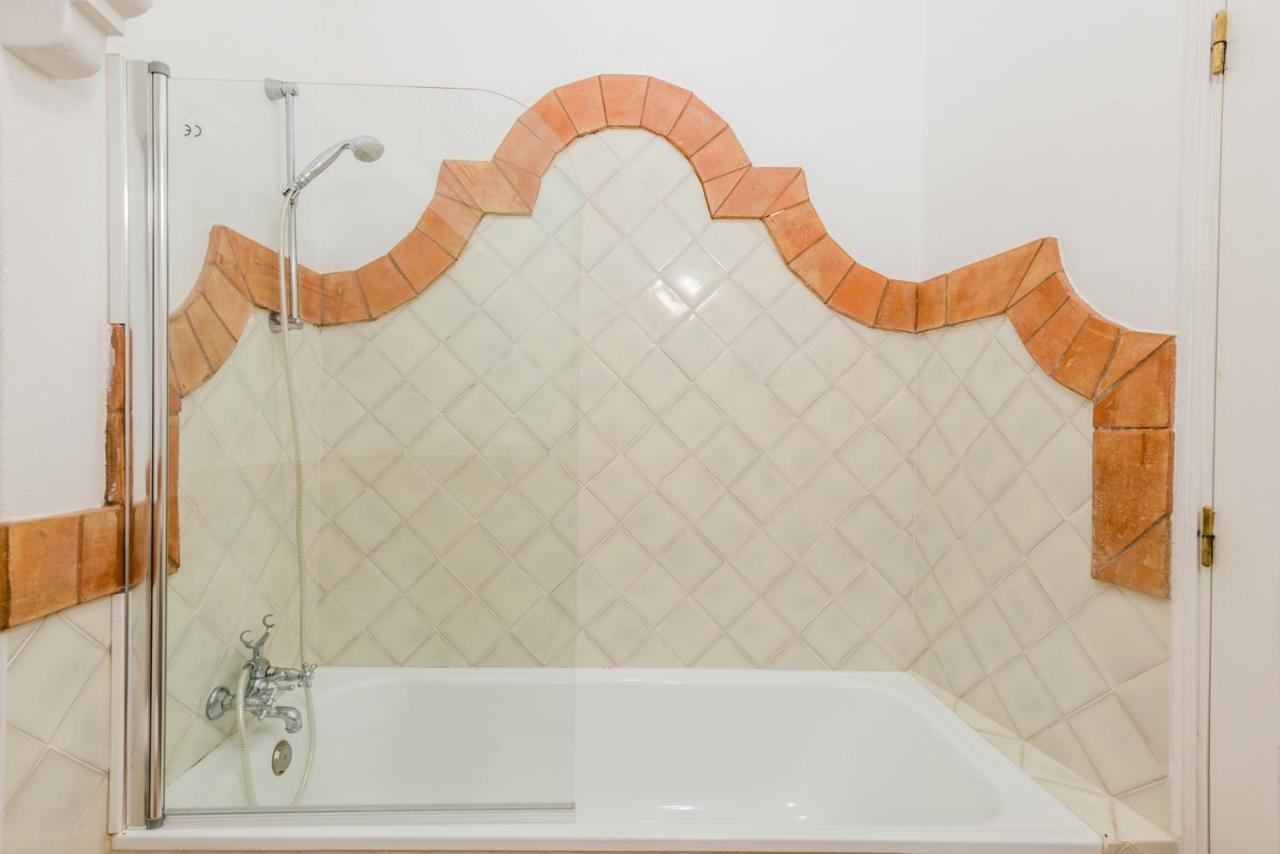 Casa Omlandia With Pool - Lagos Old Town المظهر الخارجي الصورة